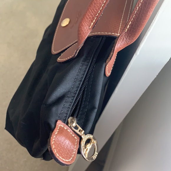 Longchamp Black Purse - Picture 3 of 6